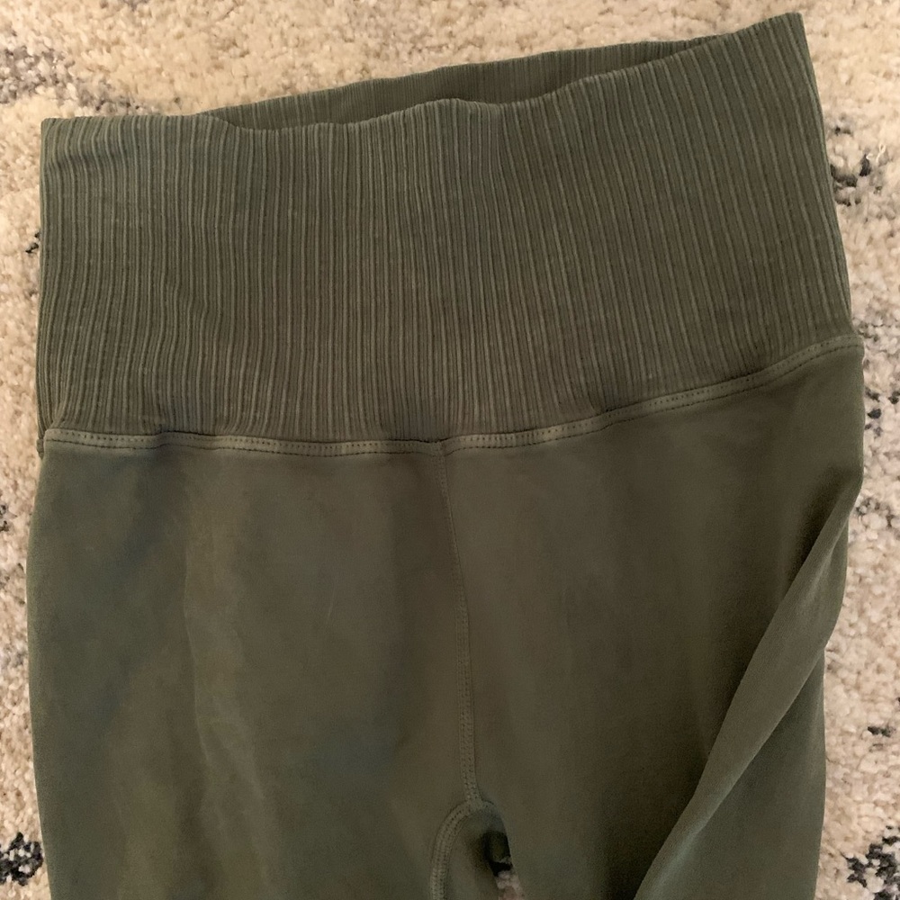 New without Tags Size M/L - Picture 4 of 5